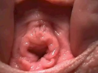 Cam cutie Plays With Her Pink Pussyhole Close Up 17 mins