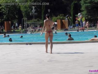 Spiaggia voyeur caldi bikini ragazze a seno nudo malvagio weasel
