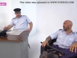 Sugarbabestv&colon; greeks police officier sexe